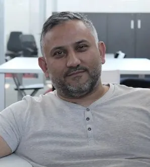 Portrait de Yavuz, fleuriste